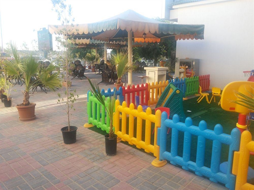 Royal Residence Hotel Apartments Umm al-Quwain Eksteriør billede
