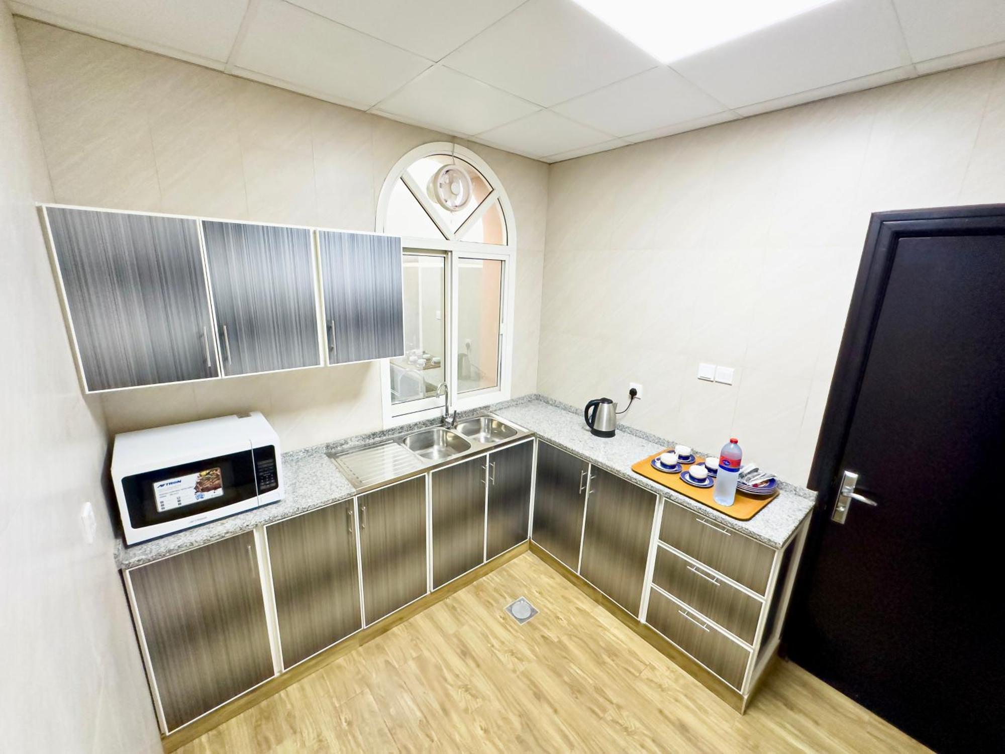 Royal Residence Hotel Apartments Umm al-Quwain Eksteriør billede